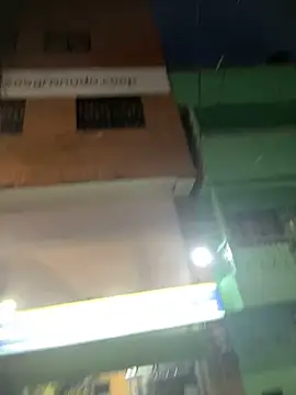 Snapshot of MollySanders___ chatting on 02/26/25, 11:37 MollySanders    online show from 02/26/25, 11:37