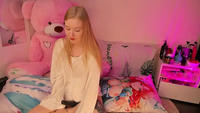 VelvetAnna online show from 02/19/25, 03:05