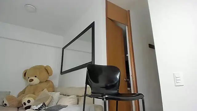 smit hot sr online show from 01/18/26, 05:44