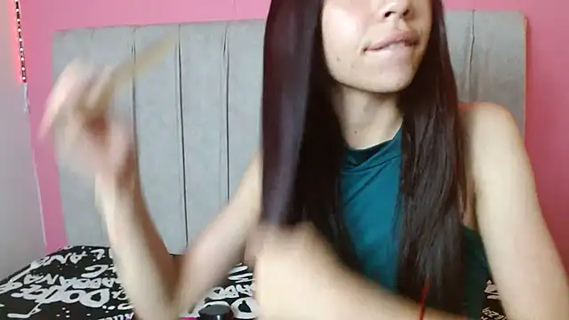 Snapshot of monicahotsex303av chatting on 12/12/24, 09:40 monicahotsex303av online show from 12/12/24, 09:40