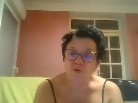 Vandeae44 online show from 12/19/24, 08:34