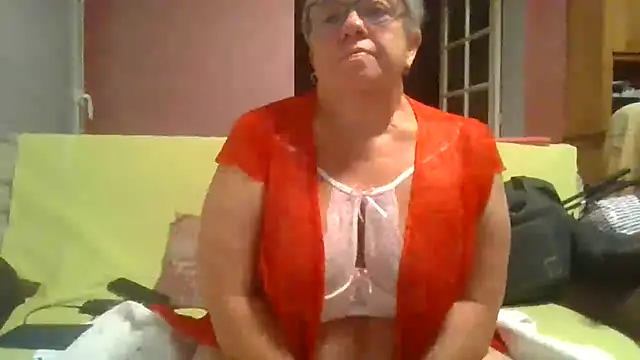 Vandeae44 online show from 09/25/25, 08:01