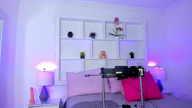 Jenifer Diaz online show from 03/22/25, 12:57