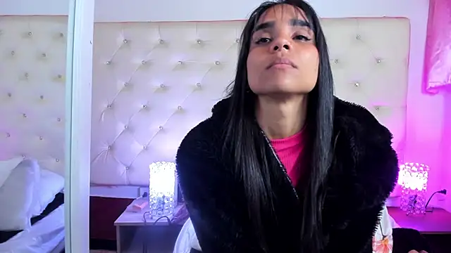 sophie pariss online show from 02/25/25, 09:20