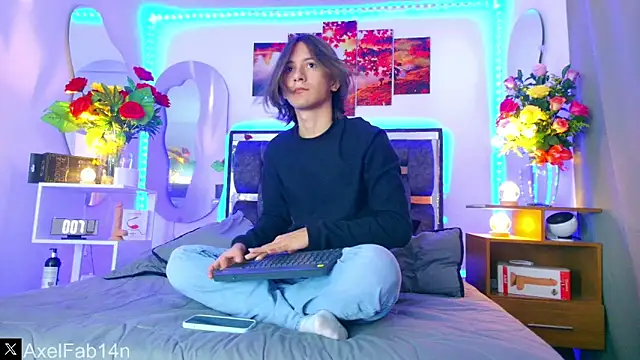 Alex and Fabian online show from 02/15/25, 06:55