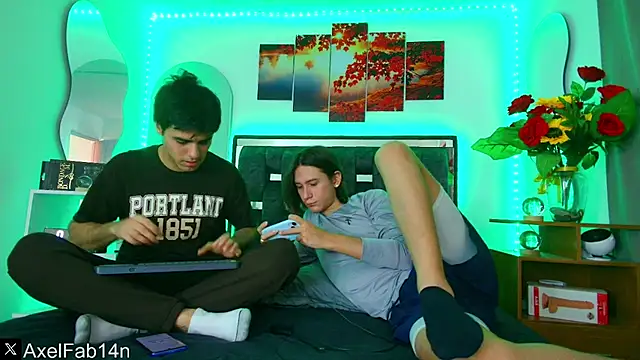 Alex and Fabian online show from 02/19/25, 07:05