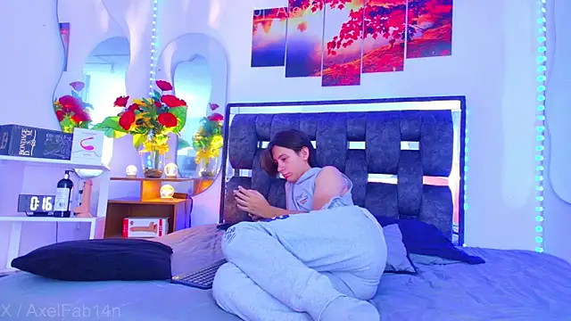 Alex and Fabian online show from 09/14/25, 07:57