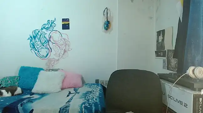 Snapshot of fenixmfx19 chatting on 12/26/24, 06:12 fenixmfx19 online show from 12/26/24, 06:12