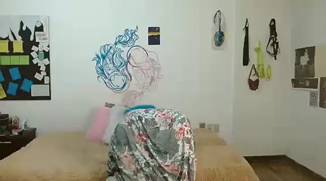 Snapshot of fenixmfx19 chatting on 01/13/25, 10:13 fenixmfx19 online show from 01/13/25, 10:13