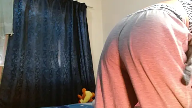 Snapshot of fenixmfx19 chatting on 04/07/26, 07:03 fenixmfx19 online show from 04/07/26, 07:03