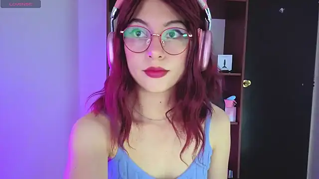 Celeste Ford 18 online show from 04/15/26, 11:16