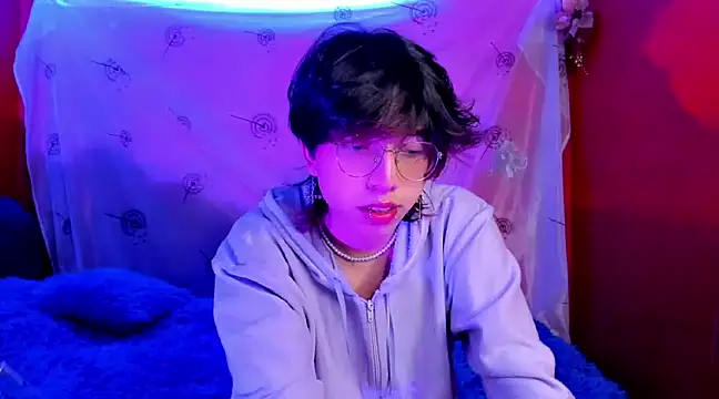 Snapshot of AnggelONfiree chatting on 12/28/24, 03:58 AnggelONfiree online show from 12/28/24, 03:58