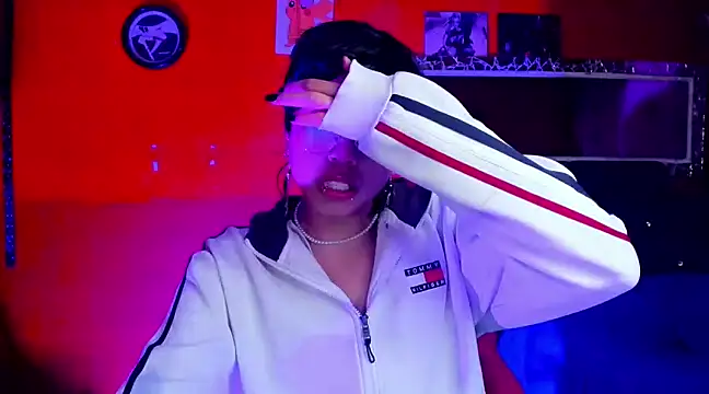 Snapshot of AnggelONfiree chatting on 02/11/25, 05:05 AnggelONfiree online show from 02/11/25, 05:05