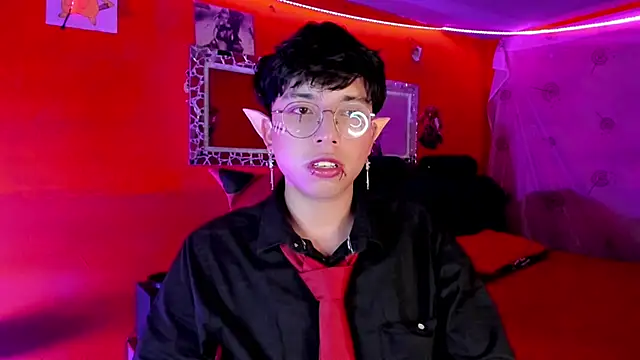 Snapshot of AnggelONfiree chatting on 10/05/25, 04:11 AnggelONfiree online show from 10/05/25, 04:11