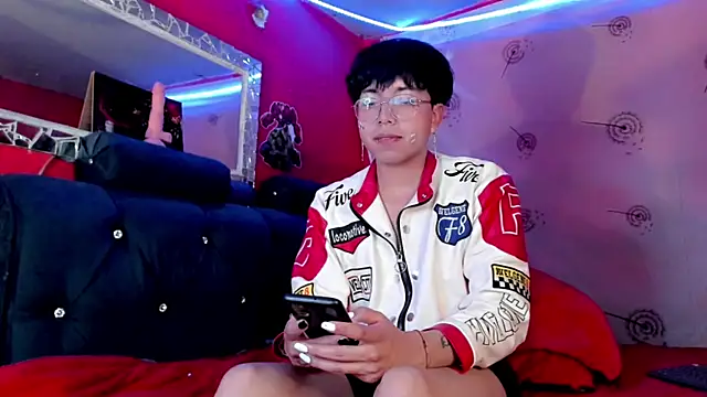 Snapshot of AnggelONfiree chatting on 10/06/25, 11:18 AnggelONfiree online show from 10/06/25, 11:18