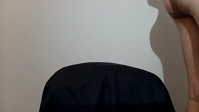 VariantHalf93 online show from 09/08/25, 06:18