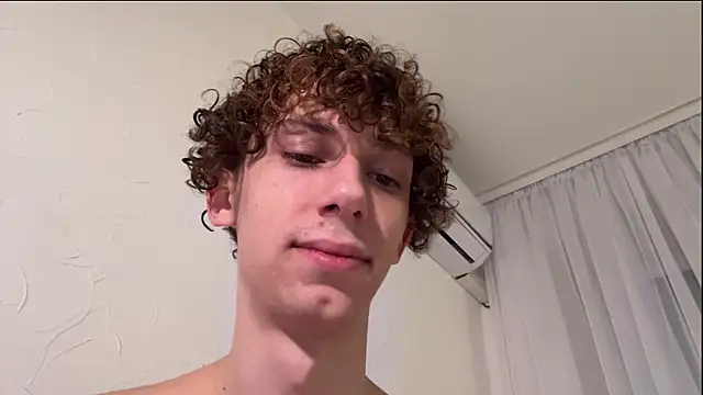 Snapshot of oypo chatting on 01/10/25, 02:23 oypo online show from 01/10/25, 02:23