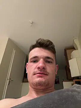 Snapshot of krov chatting on 01/02/25, 10:44 krov online show from 01/02/25, 10:44