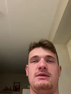 Snapshot of krov chatting on 01/05/25, 10:50 krov online show from 01/05/25, 10:50