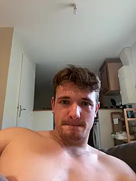 Snapshot of krov chatting on 02/16/25, 03:27 krov online show from 02/16/25, 03:27