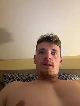 Snapshot of krov chatting on 03/19/25, 08:54 krov online show from 03/19/25, 08:54