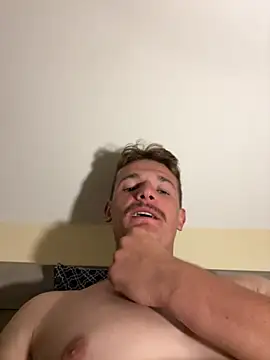 Snapshot of krov chatting on 10/09/25, 07:12 krov online show from 10/09/25, 07:12