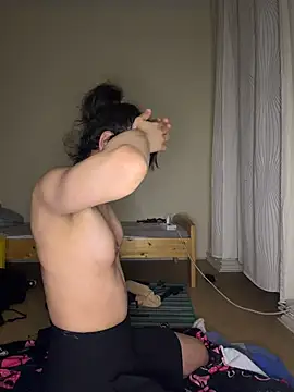 Snapshot of egirl711 chatting on 02/15/26, 05:31 egirl711 online show from 02/15/26, 05:31