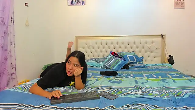 fenixonfire  online show from 02/11/25, 09:35