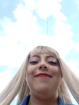 madelaine- online show from 01/23/25, 10:01