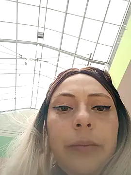 madelaine- online show from 10/20/25, 08:09