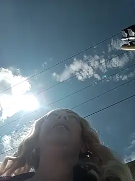 madelaine- online show from 02/18/26, 06:48