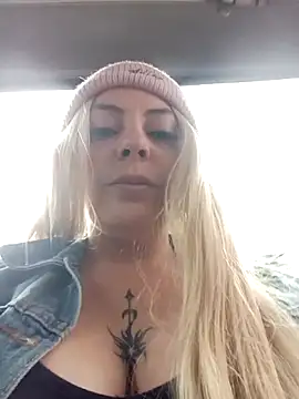 madelaine- online show from 03/18/26, 06:33