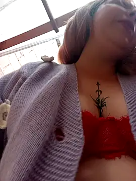 madelaine- online show from 04/07/26, 08:42