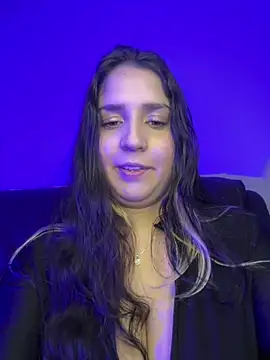 Snapshot of valentina_jonnes1 chatting on 06/05/26, 04:19 valentina jonnes1 online show from 06/05/26, 04:19