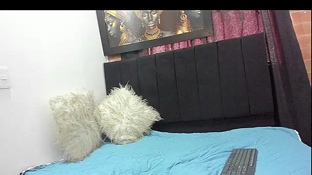 Evaaross 2345 online show from 02/12/25, 02:54