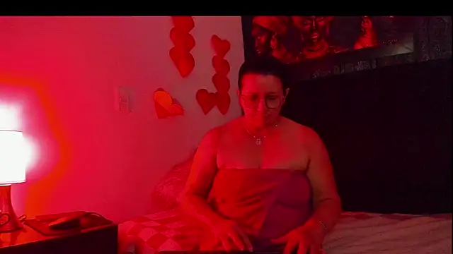 Evaaross 2345 online show from 03/03/25, 12:27