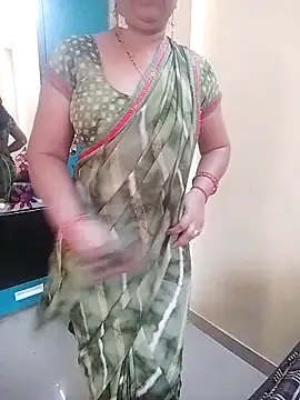 PayalSharmahot143 online show from 12/18/25, 03:45