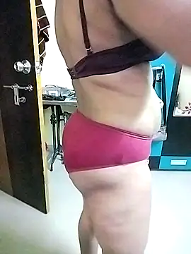 PayalSharmahot143 online show from 12/23/25, 01:58