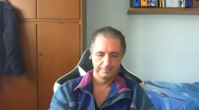 lliuk70mi online show from 02/01/25, 12:26