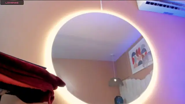 zia cooper online show from 10/08/25, 07:11