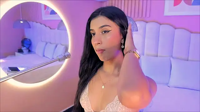 zia cooper online show from 10/25/25, 07:08