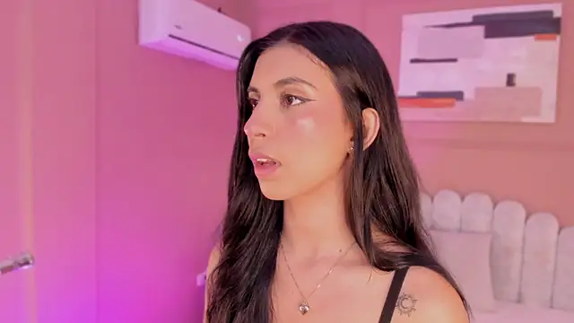 zia cooper online show from 11/28/25, 06:54