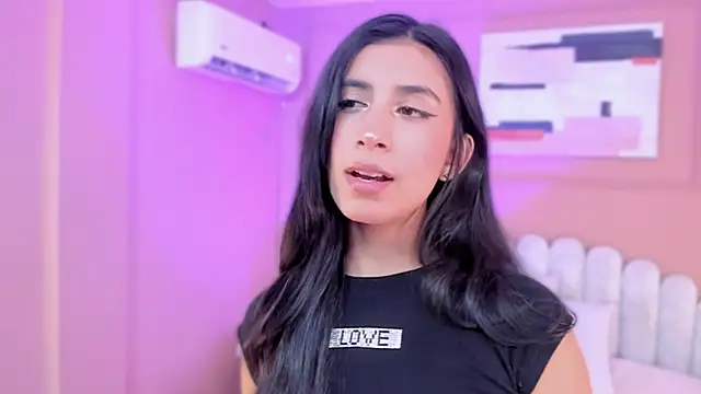 zia cooper online show from 04/17/26, 07:06