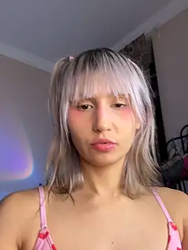 bigbabykiki online show from 11/28/25, 07:05