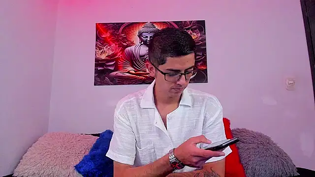 Ethan Sai    online show from 10/28/25, 09:17