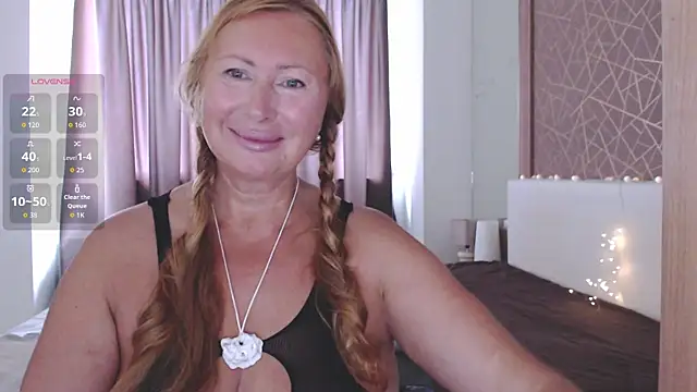 Snapshot of _Monika_sun_ chatting on 05/25/26, 01:55 Monika sun online show from 05/25/26, 01:55