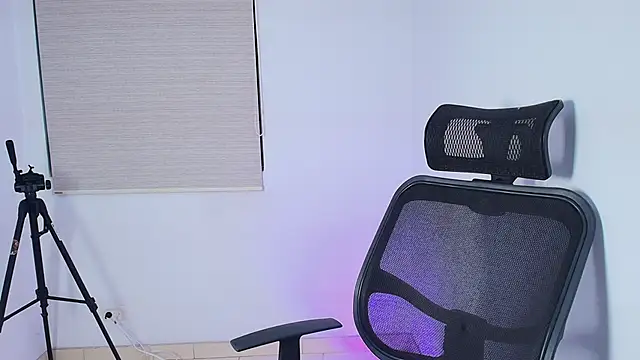 Justyn Ross online show from 10/03/25, 06:32