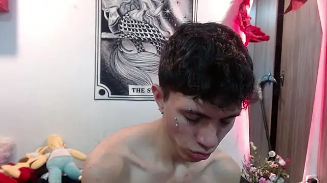 Justyn Ross online show from 12/13/25, 11:54