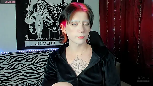 Snapshot of Vailyreb_ chatting on 12/21/24, 12:53 Vailyreb online show from 12/21/24, 12:53