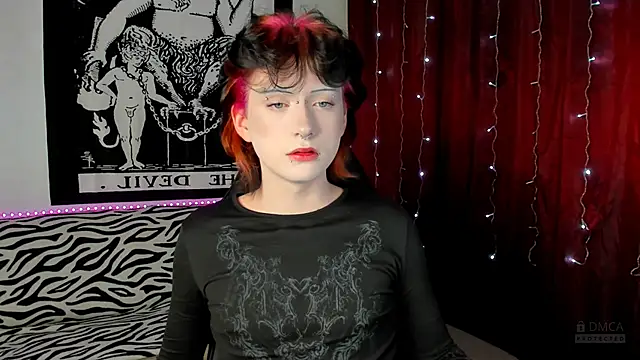 Snapshot of Vailyreb_ chatting on 12/30/24, 04:29 Vailyreb online show from 12/30/24, 04:29